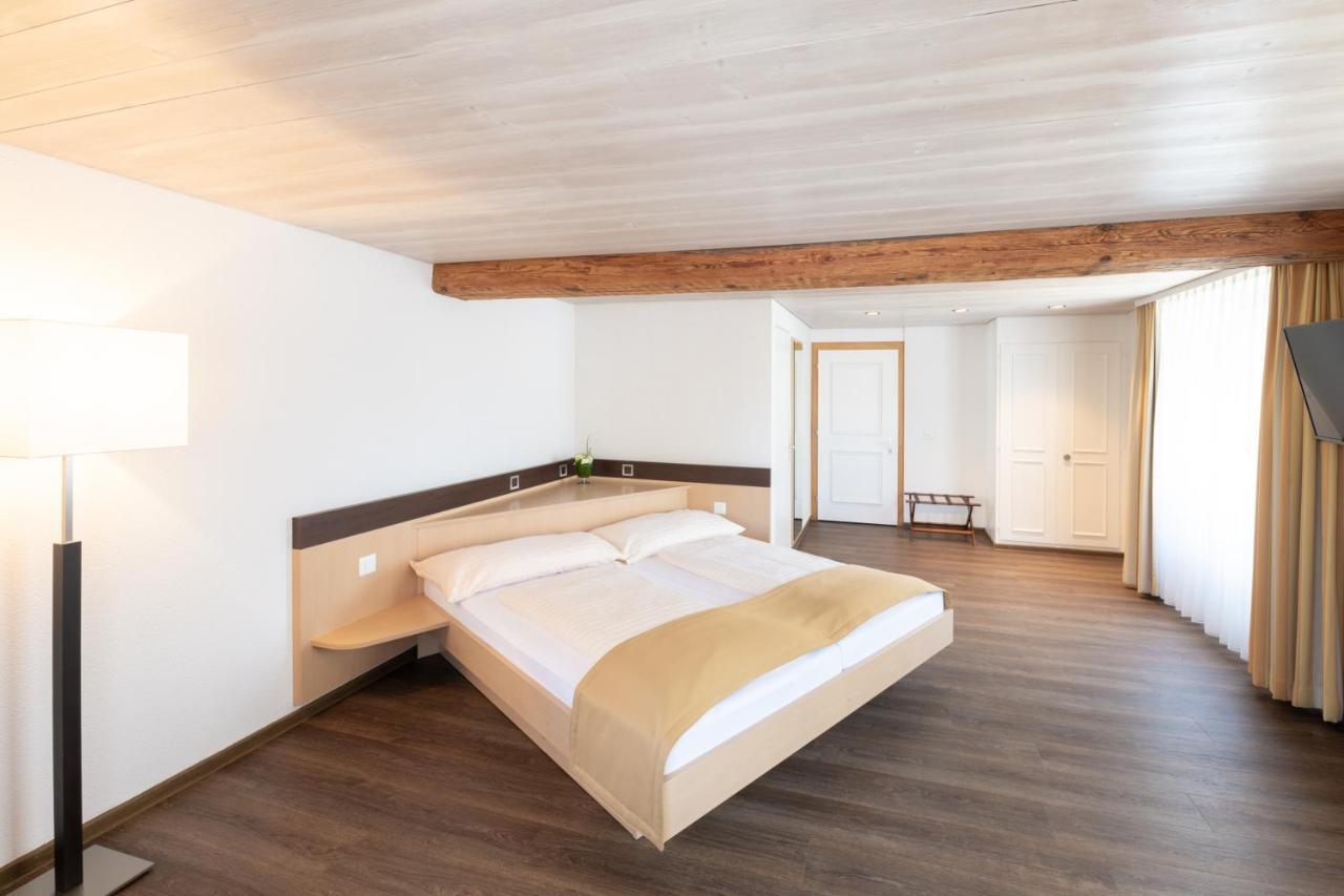 Hotel Zum Goldenen Kreuz Фрауэнфельд Экстерьер фото